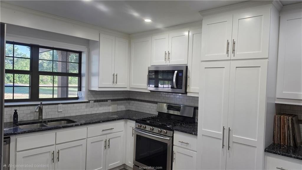 9124 Steep Hollow Rd - Photo 2 of 16