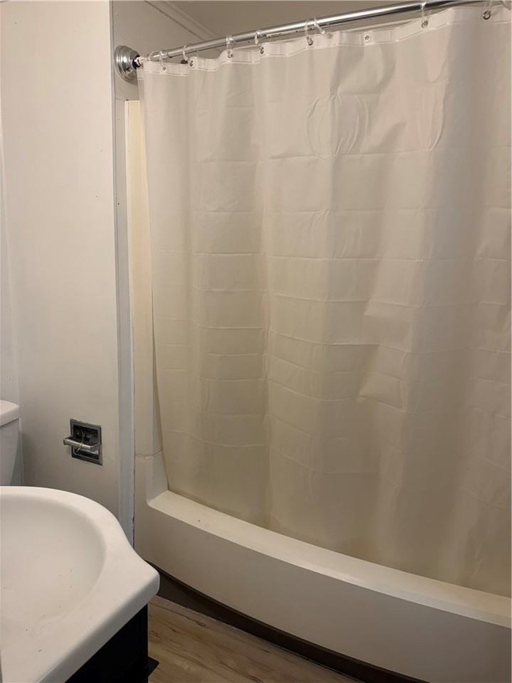 197 Fuller Ave - Photo 4 of 6
