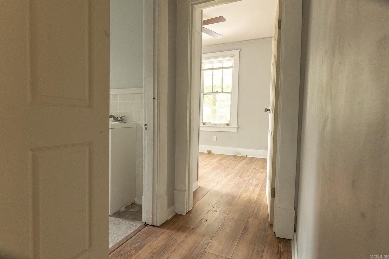 2109 S Valentine St - Photo 7 of 16