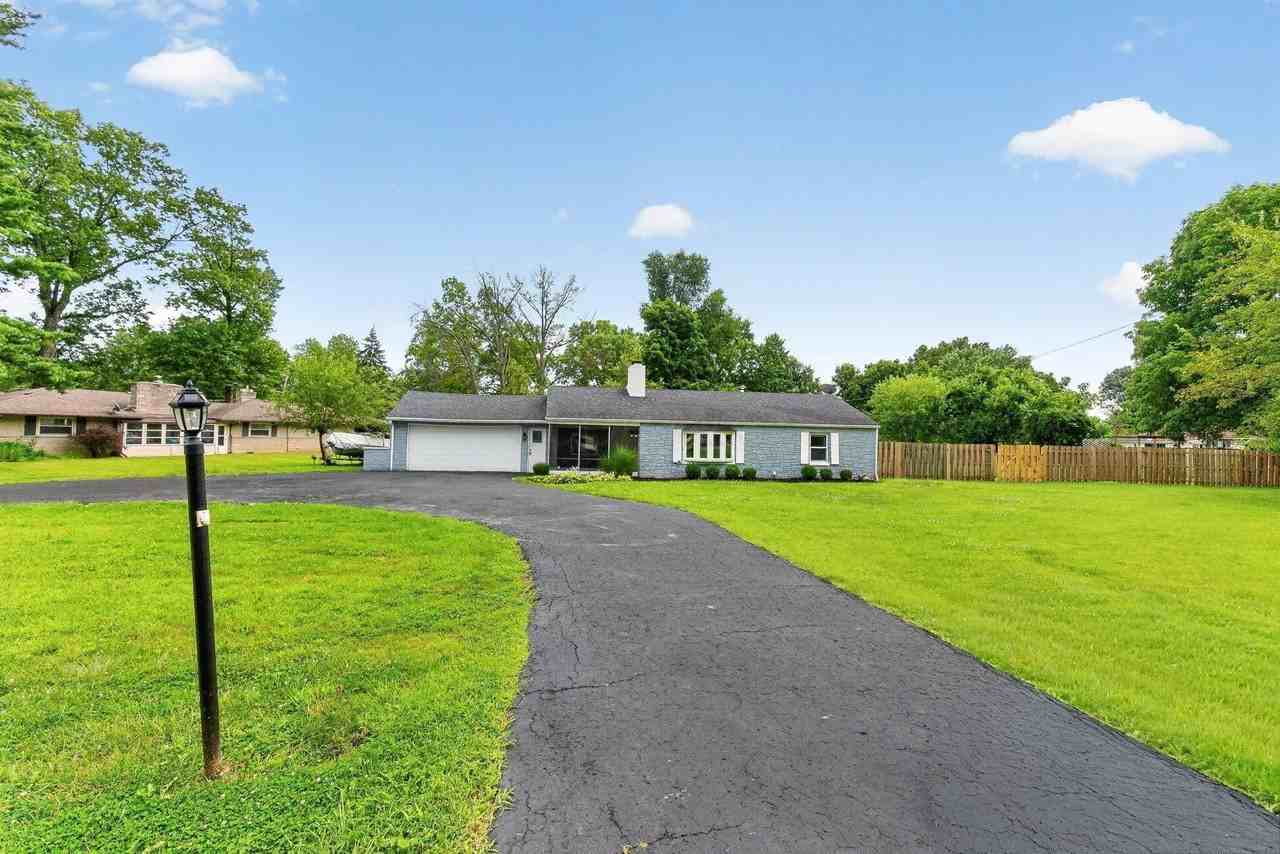 475 W Johnstown Rd - Photo 2 of 20