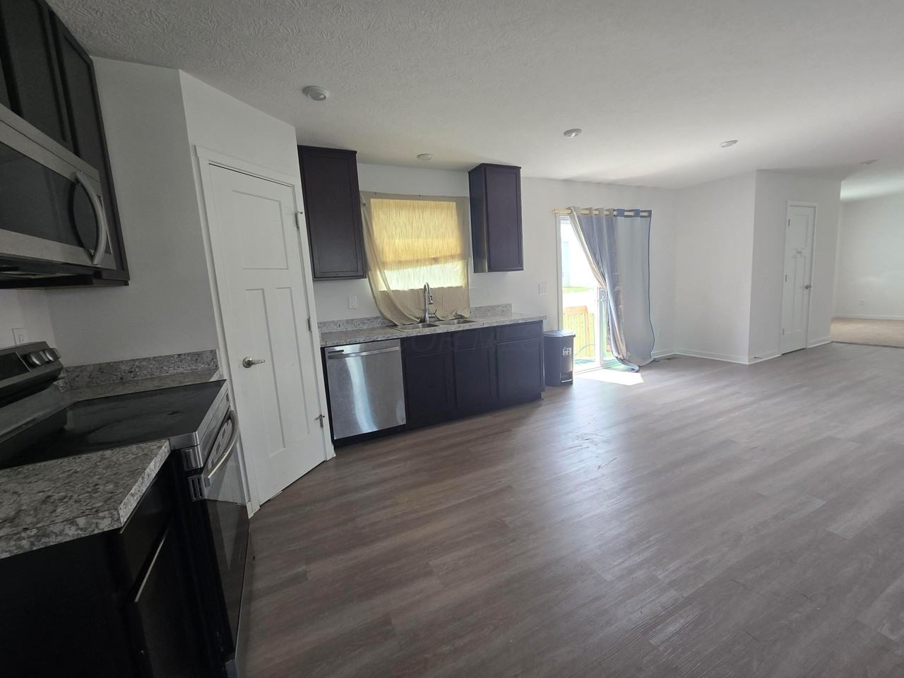 125 Boutot St - Photo 2 of 7