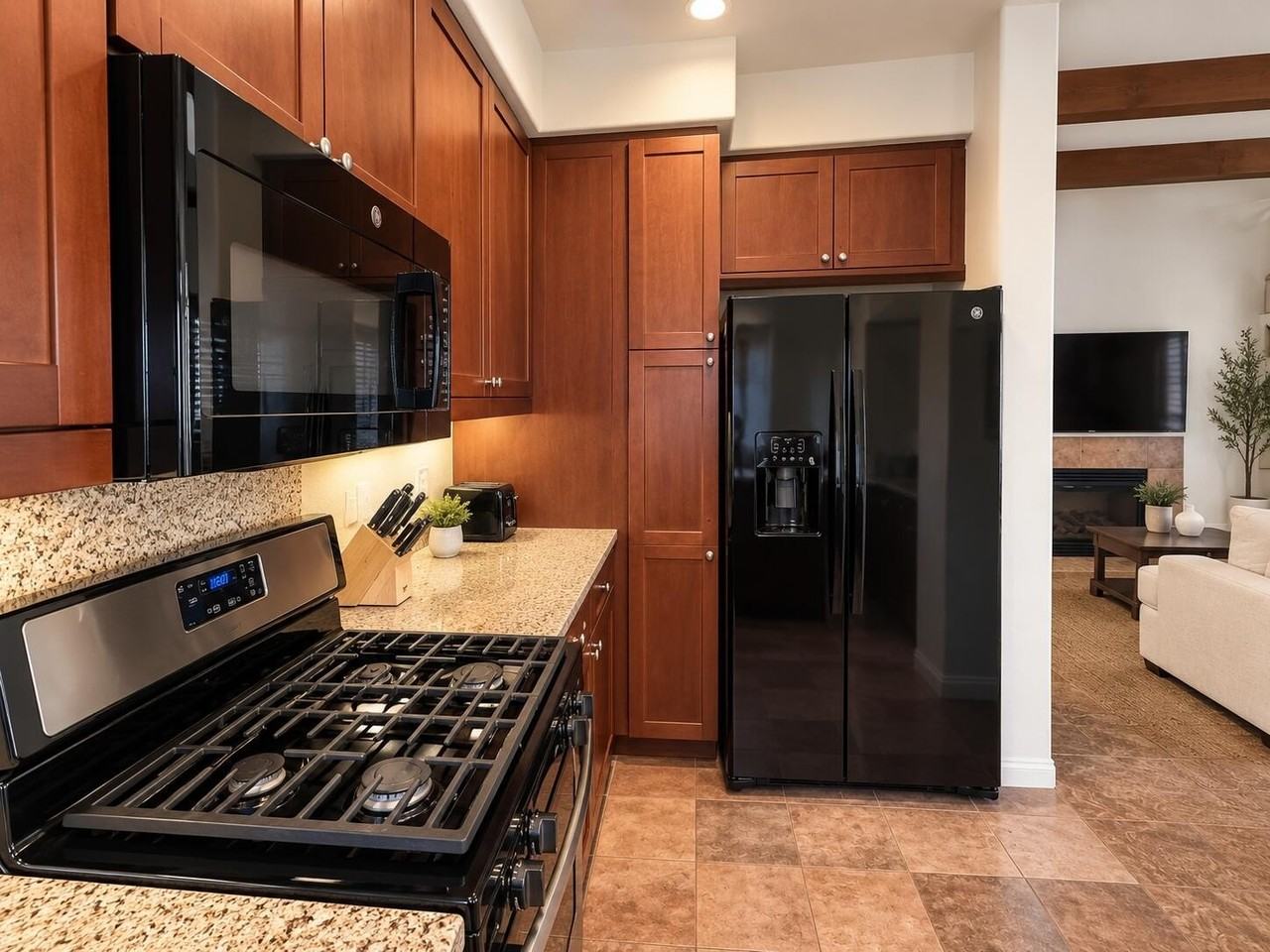 48657 Classic Dr - Photo 5 of 33