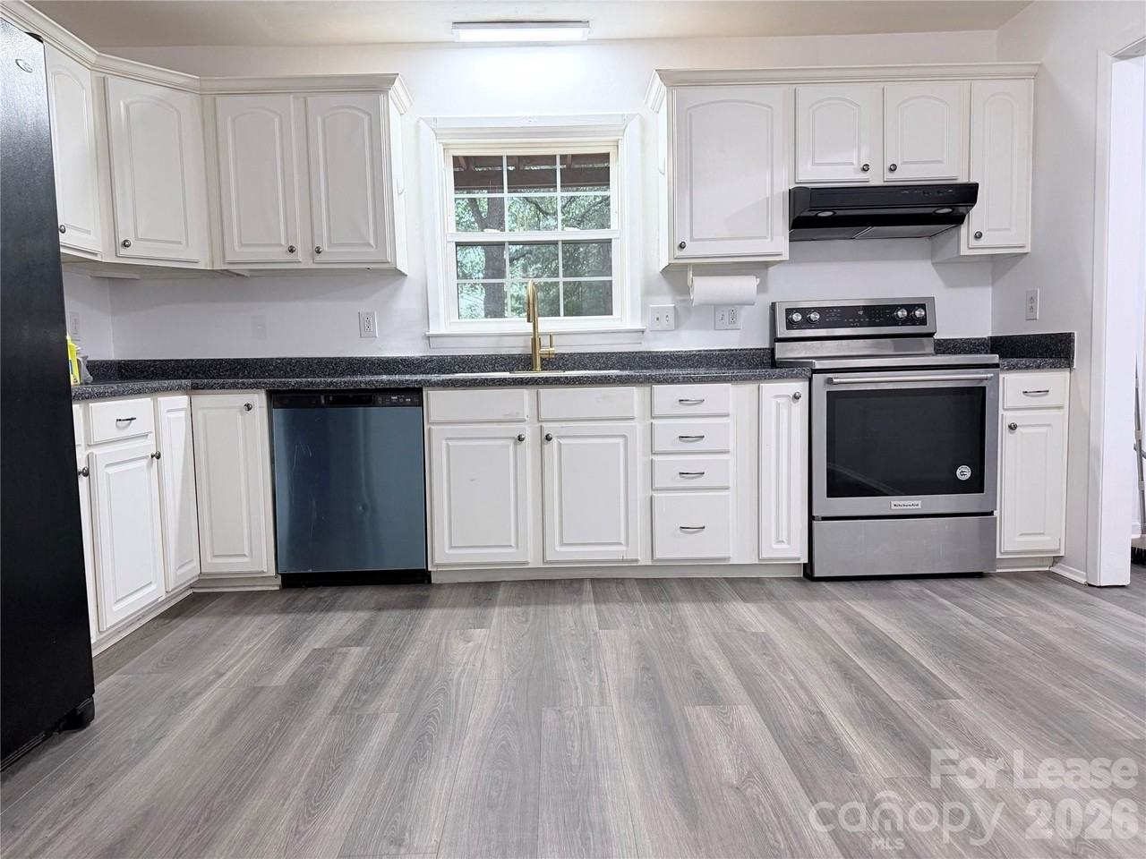 8710 Houston Ridge Rd - Photo 6 of 24
