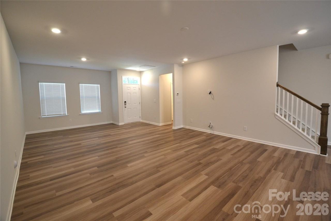 206 Culpepper Creek Way - Photo 3 of 33