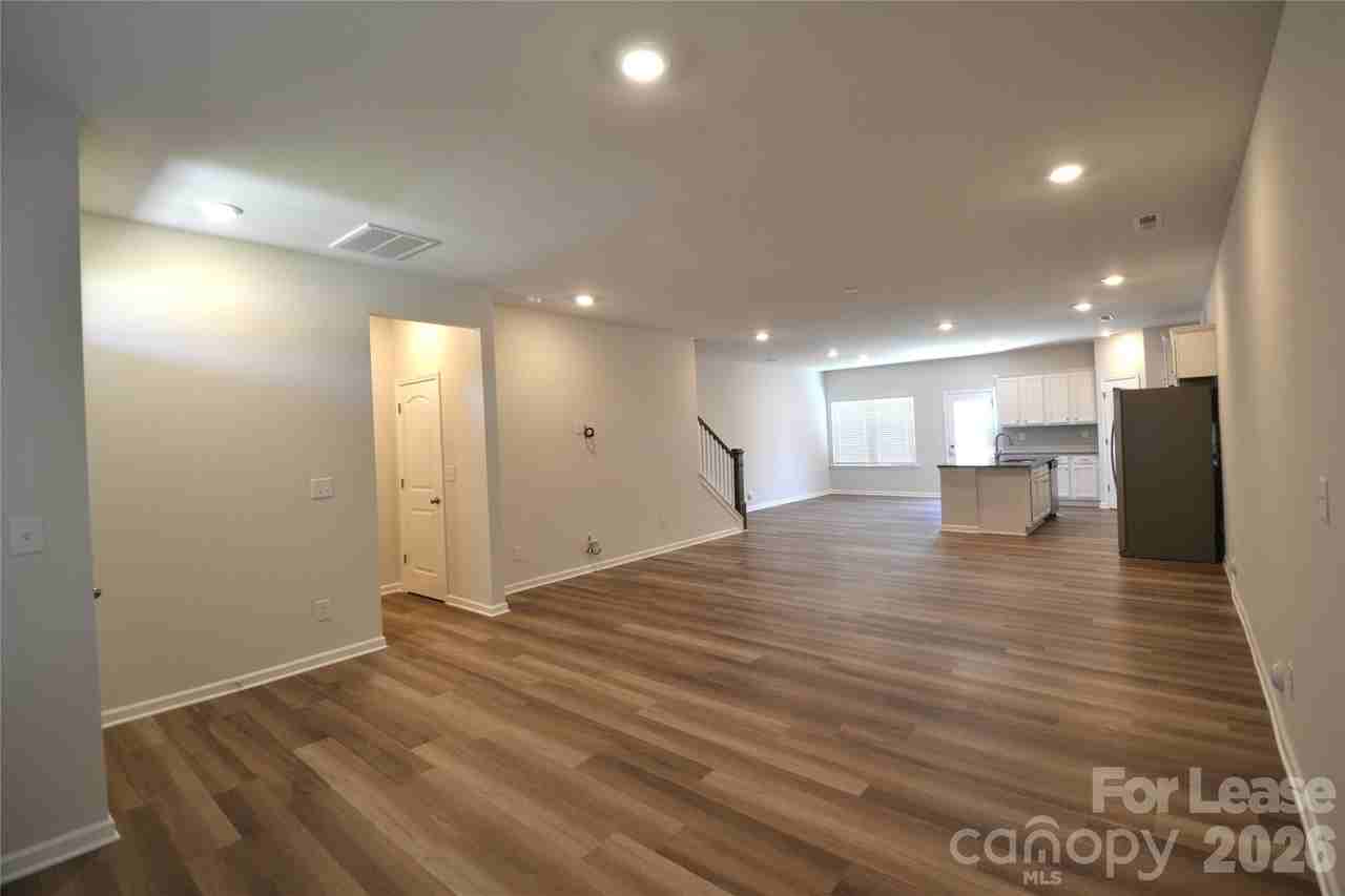 206 Culpepper Creek Way - Photo 4 of 33
