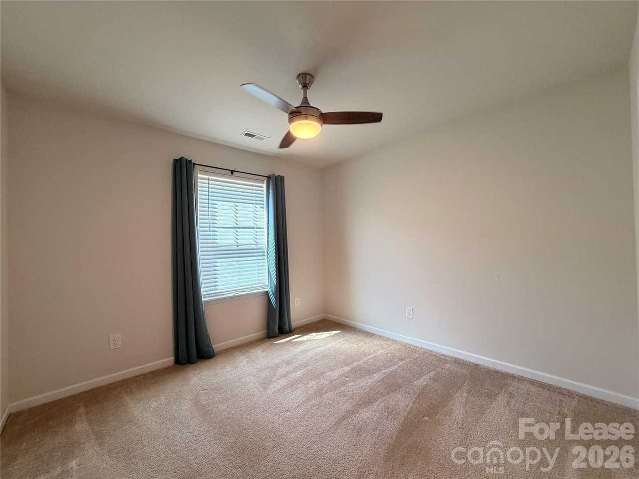 9330 Grand Valley Dr - Photo 6 of 18
