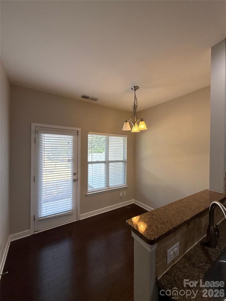 6325 Cory Bret Ln - Photo 7 of 21