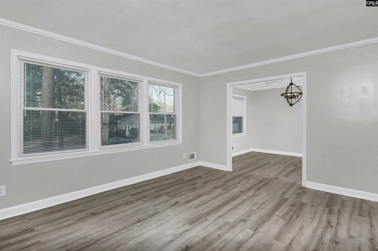 2522 Rolling Pines Rd - Photo 6 of 37