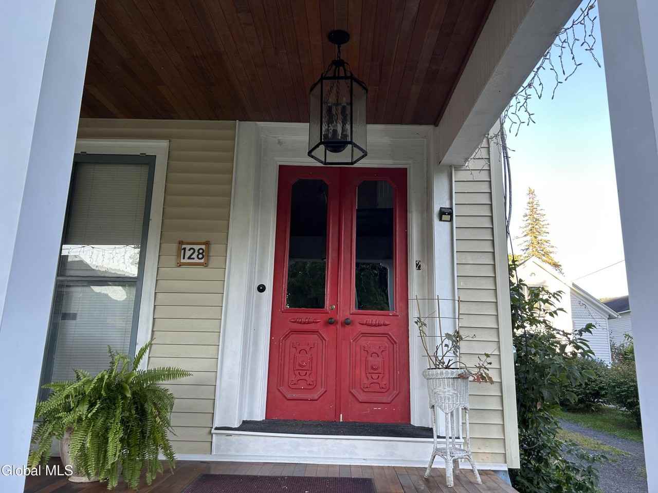 128 Wells Ave #2 - Photo 4 of 7