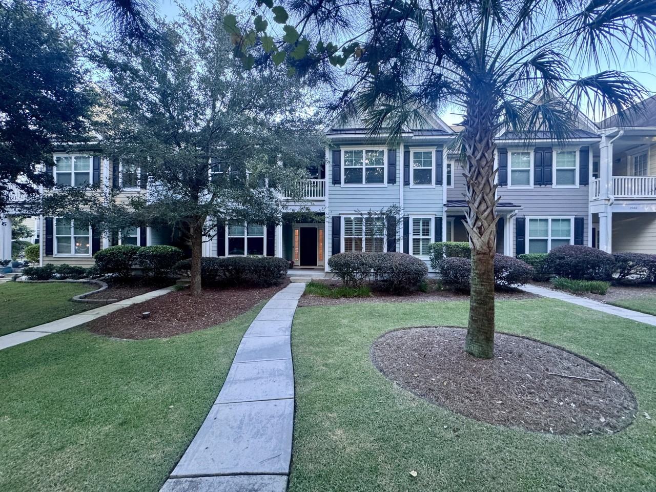 2108 Promenade Ct