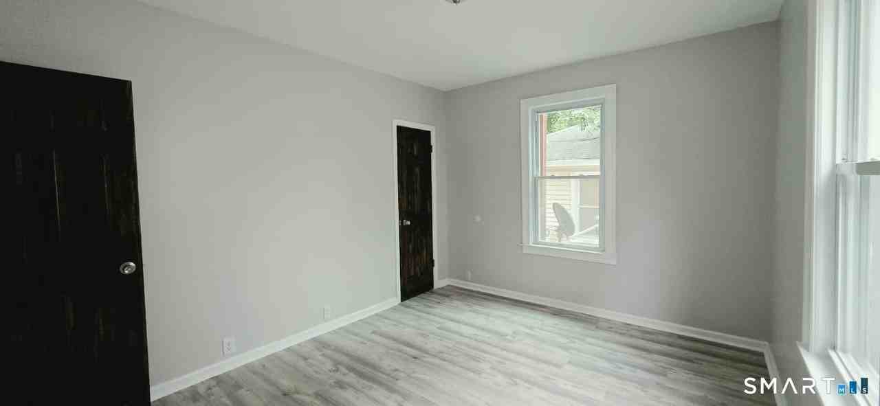 1455 North Ave #1stFL - Photo 6 of 36