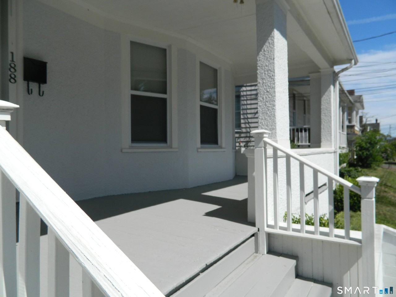 188 Pacific St - Photo 2 of 33