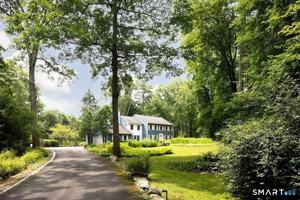 featured image of 32 Burton Rd