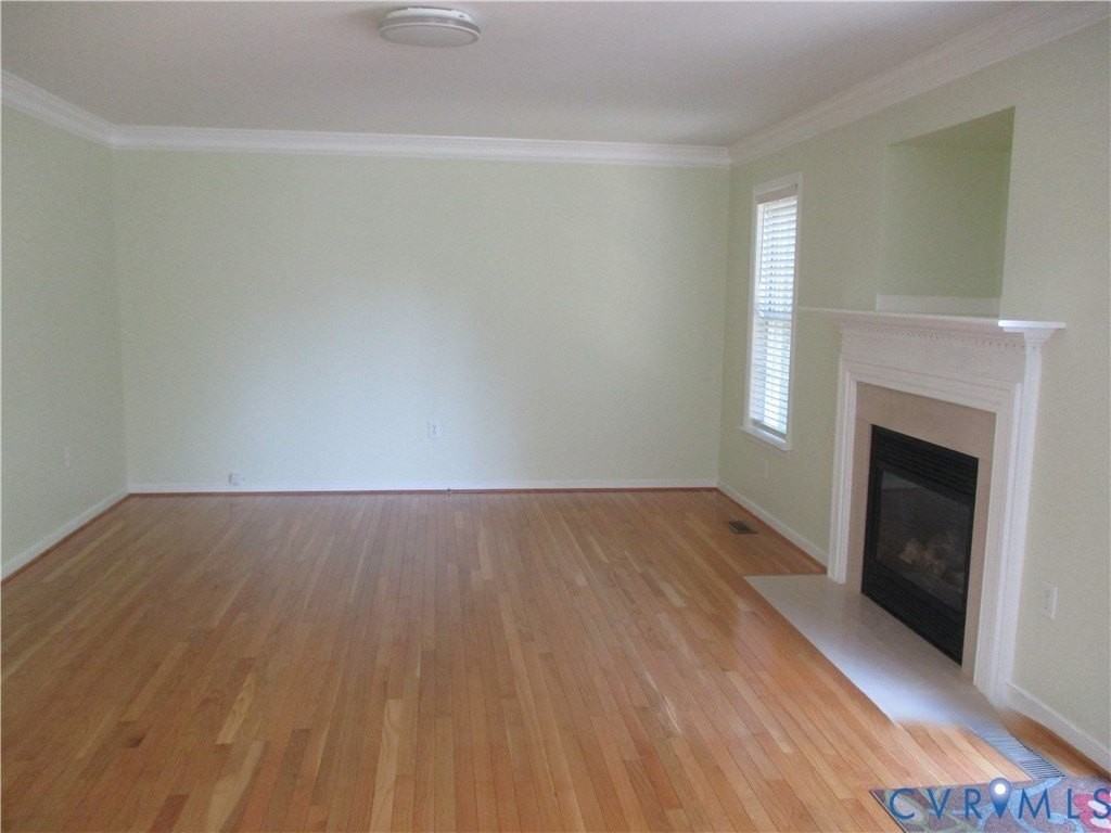 5528 Abbott Cir - Photo 2 of 18