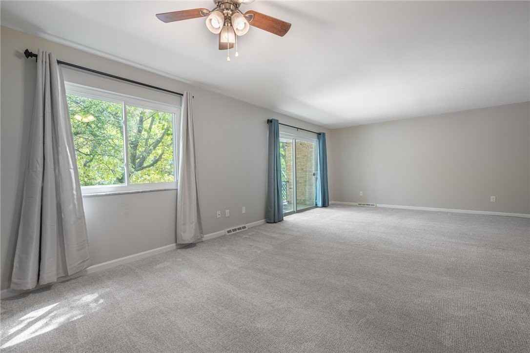 3215 Southdale Dr #7 - Photo 5 of 18