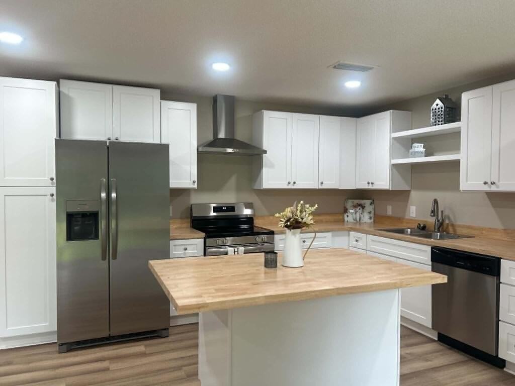1804 Azure Dr - Photo 5 of 15