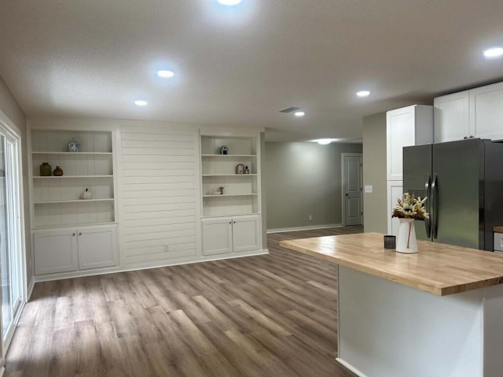 1804 Azure Dr - Photo 6 of 15