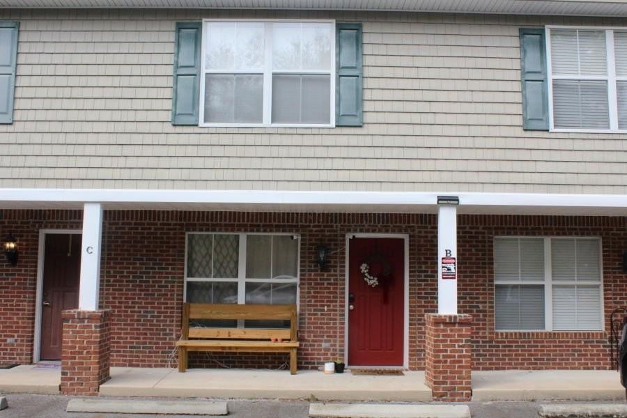108 Hawkins Rd #B