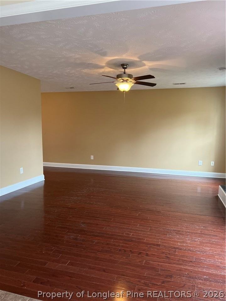 91 Marquis Dr - Photo 5 of 19