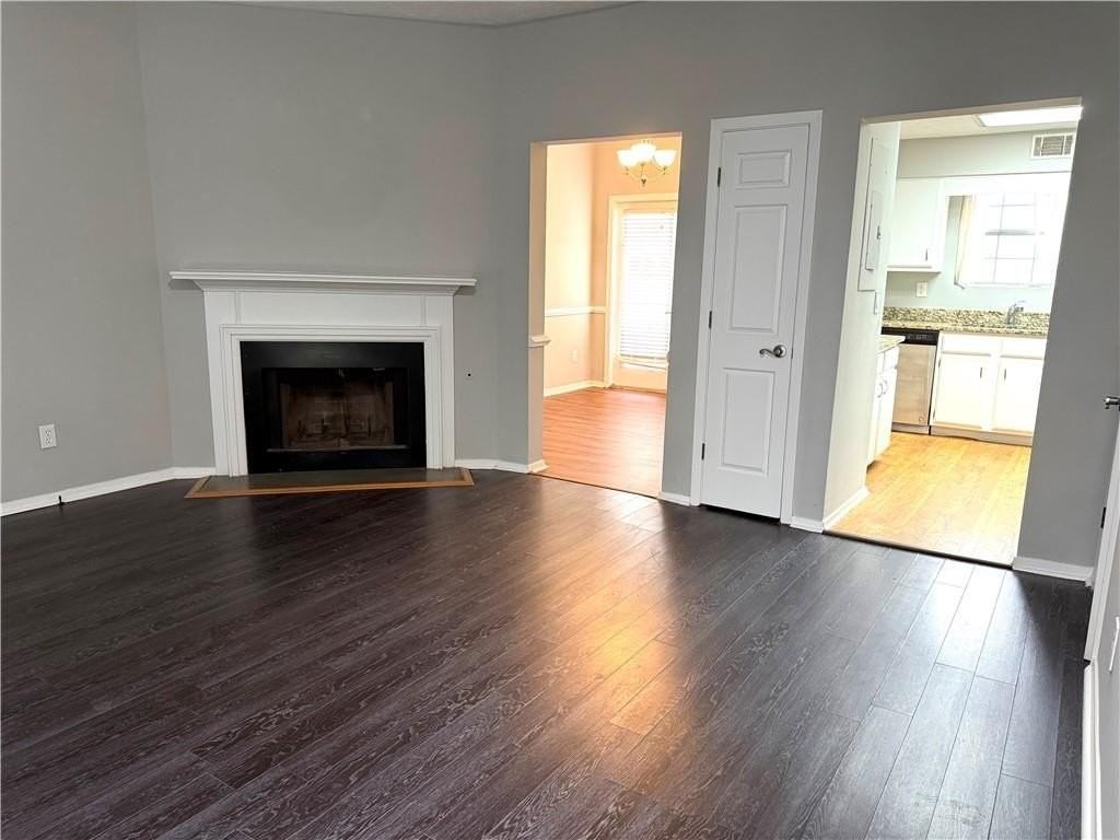 805 Wedgewood Way - Photo 6 of 21