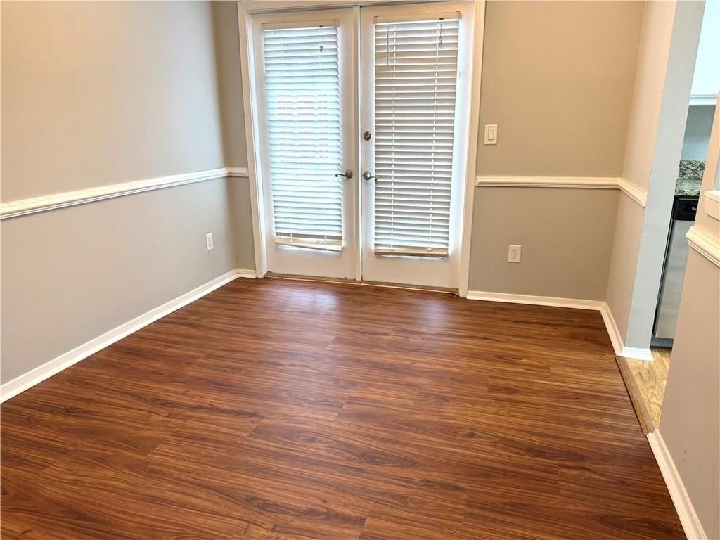 805 Wedgewood Way - Photo 7 of 21