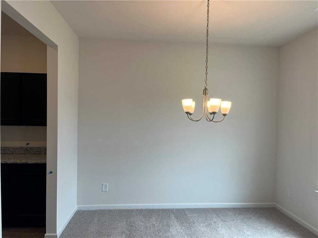 170 Marion Dr - Photo 3 of 25