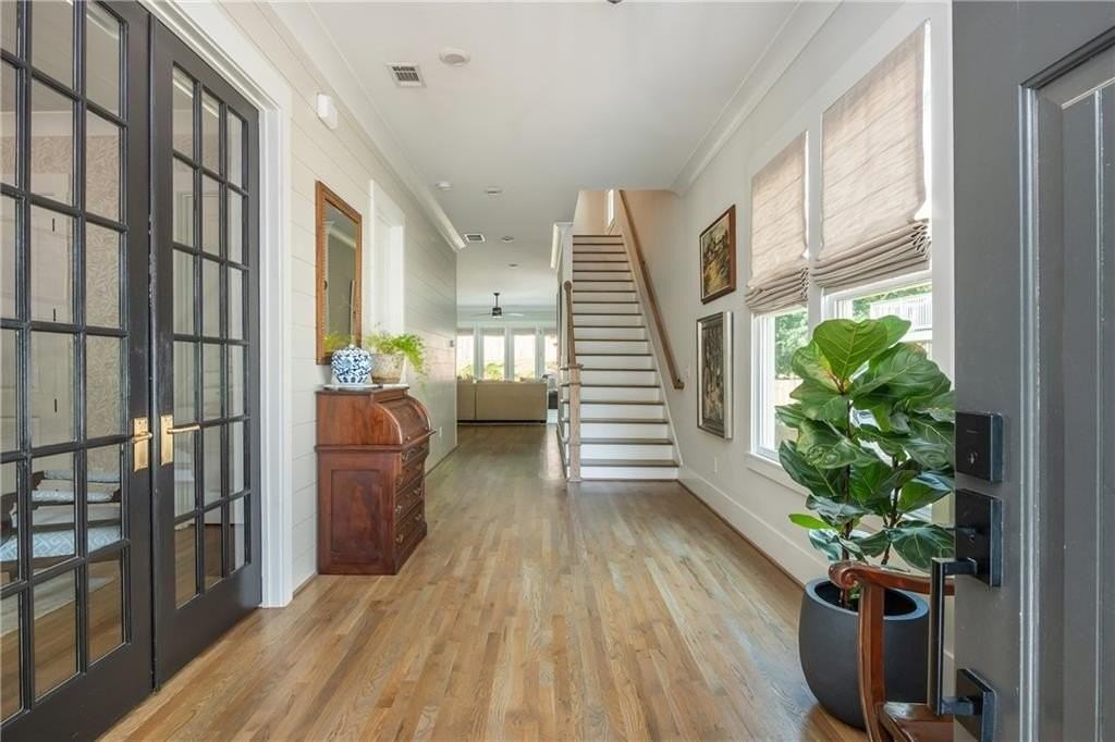 940 Longley Ave Nw - Photo 4 of 49