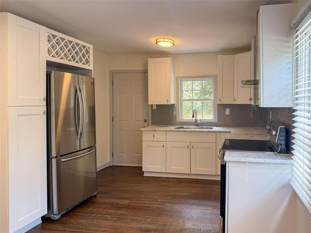2093 Verbena St Nw - Photo 3 of 19
