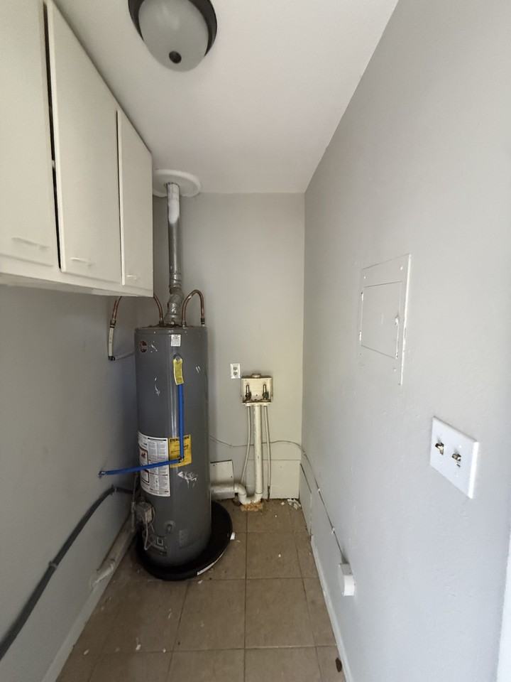 213 Johns Rd #1 - Photo 3 of 20