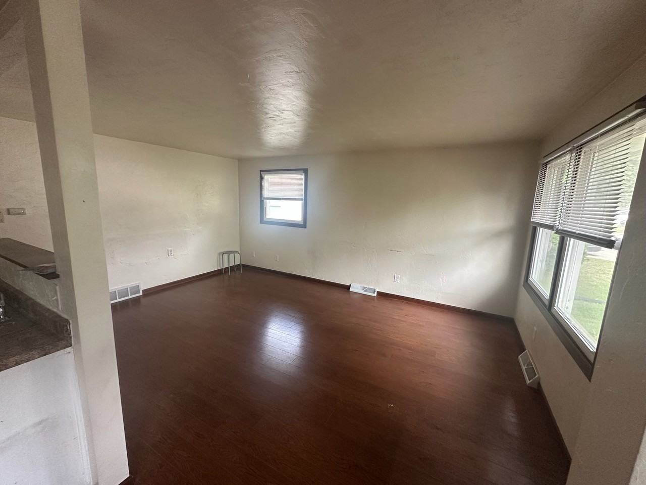 413 Tampa Way #413 - Photo 5 of 13