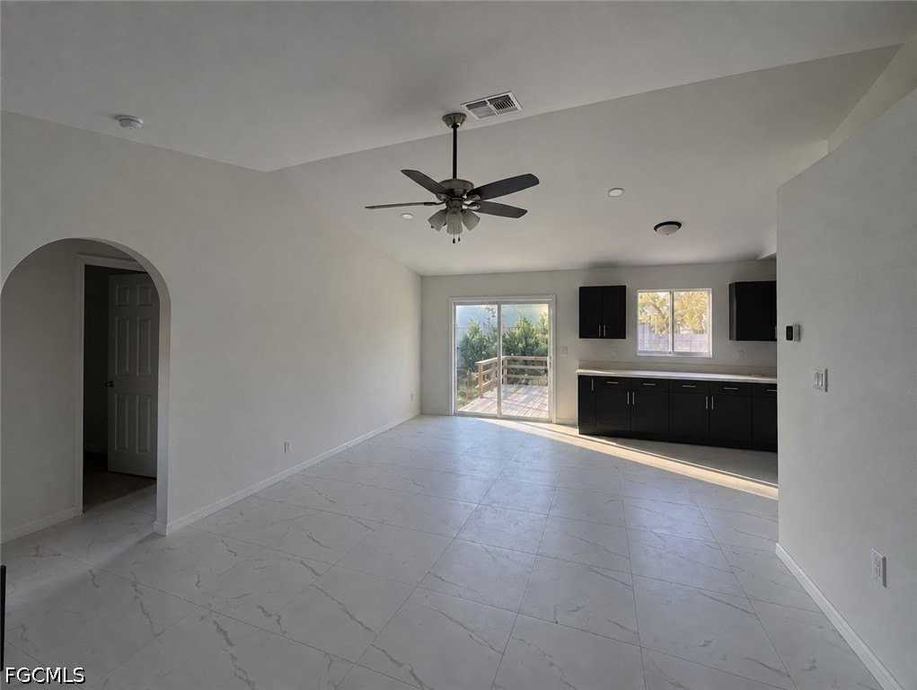 26825 St Thomas Dr - Photo 2 of 10