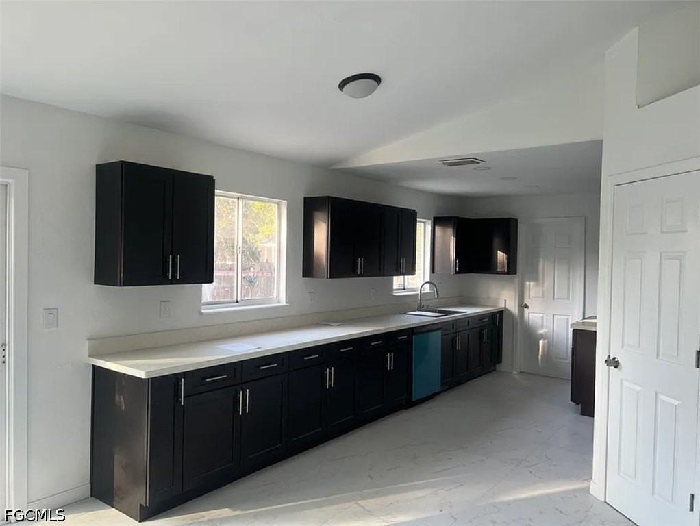 26825 St Thomas Dr - Photo 4 of 10