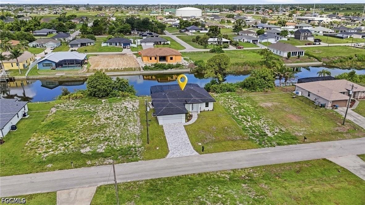 2210 Nw 9th Ave - Photo 4 of 42