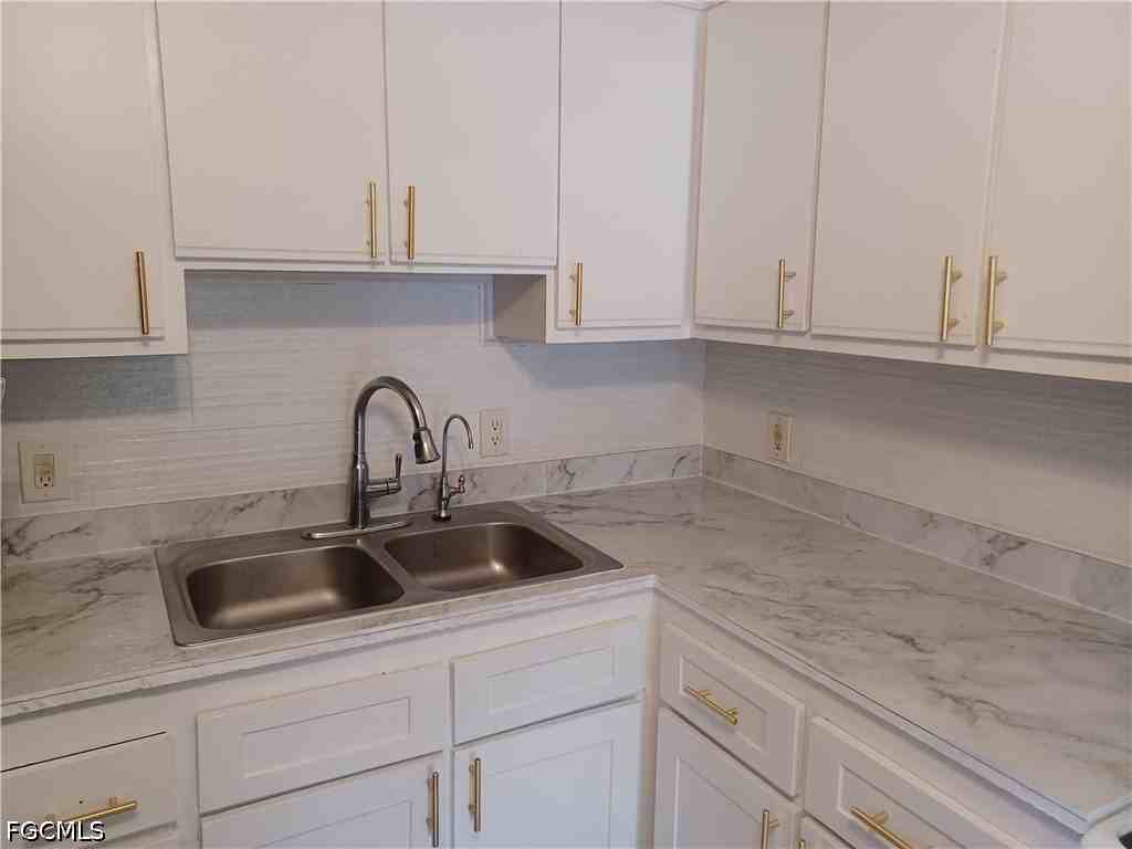 4808 Lucaya Dr #1 - Photo 3 of 9