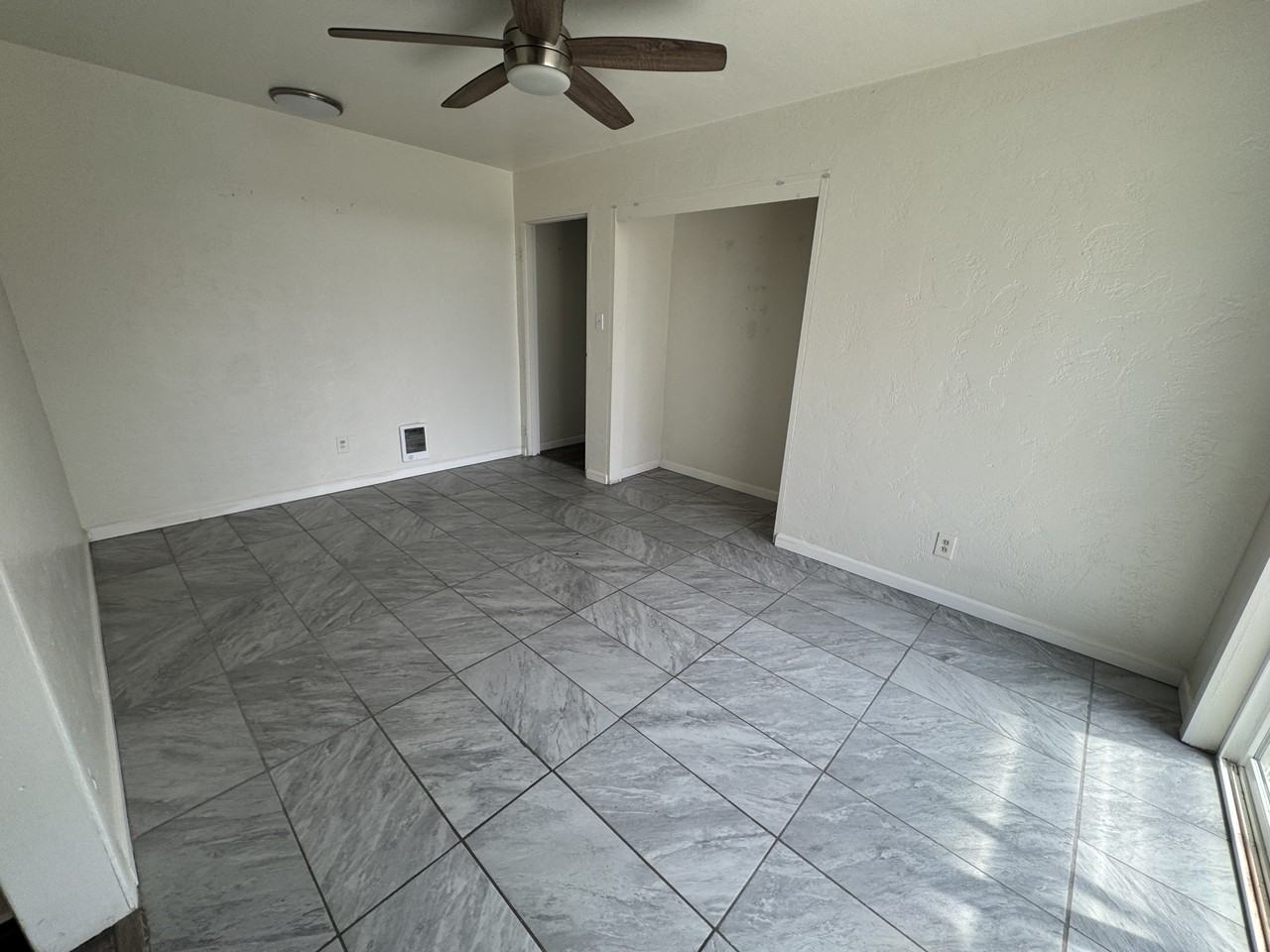 1152 A St - Photo 3 of 9