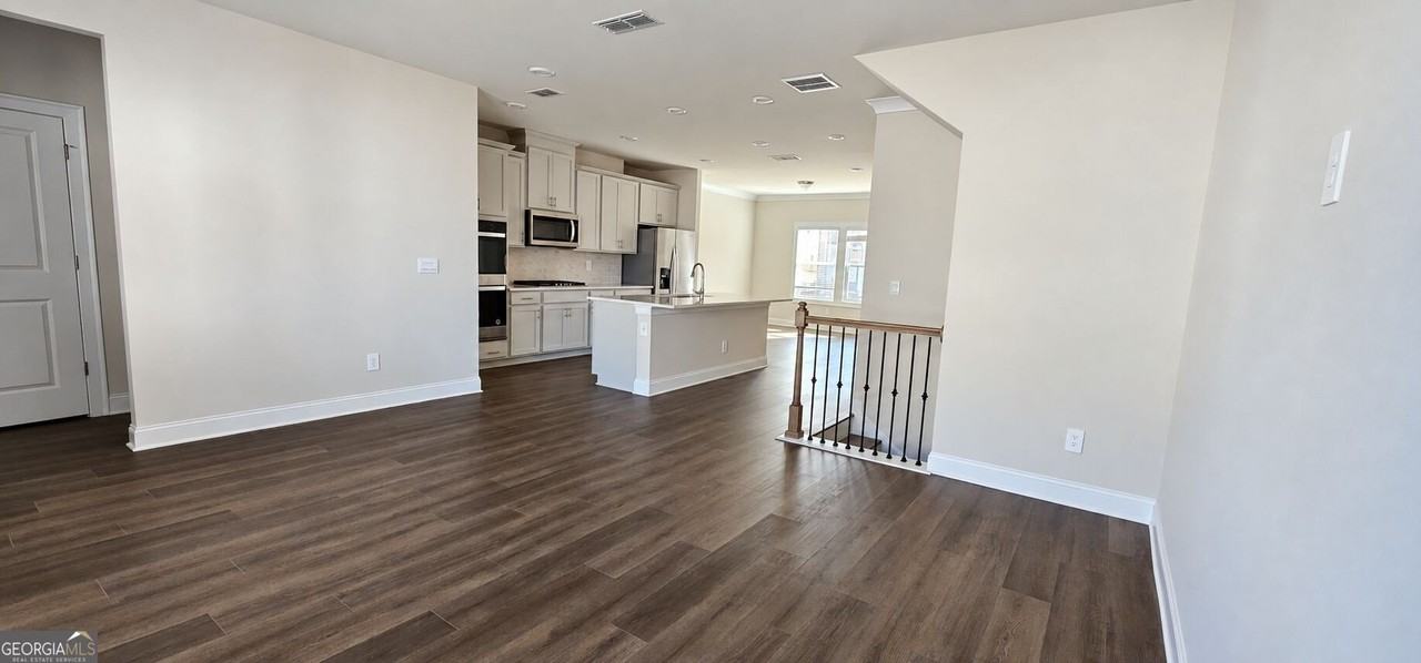 2836 Devon Vale St - Photo 3 of 20