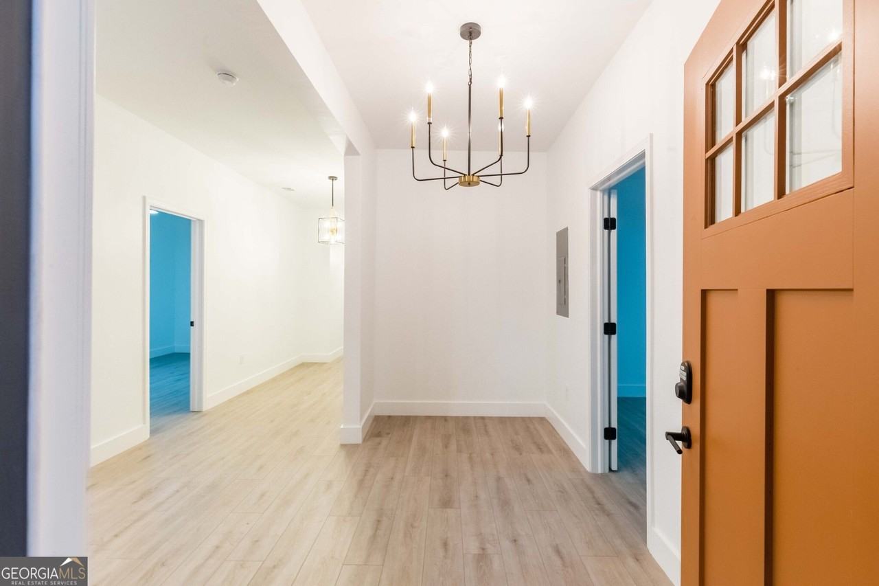 1170 Niles Ave Nw - Photo 5 of 44