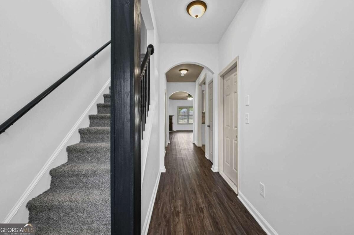 578 Hardy Water Dr - Photo 3 of 50