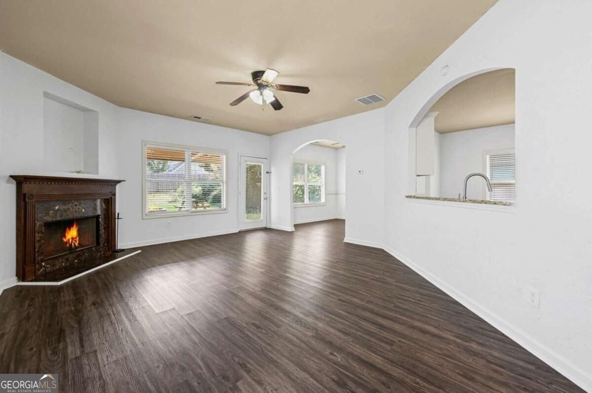 578 Hardy Water Dr - Photo 5 of 50