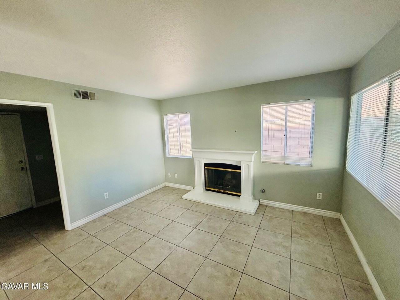 42520 57th St W - Photo 5 of 14