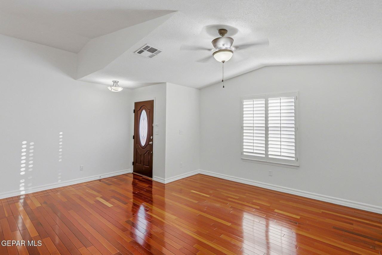 7362 Mesquite Sun Ln - Photo 6 of 37