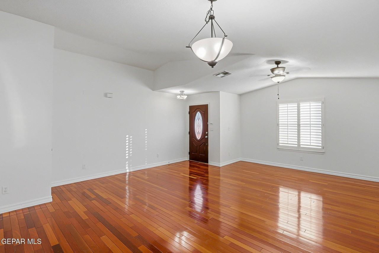 7362 Mesquite Sun Ln - Photo 7 of 37