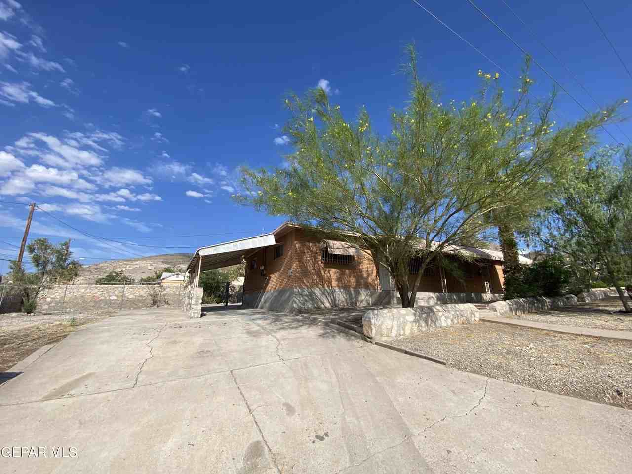 1243 Dakota St #A - Photo 4 of 26