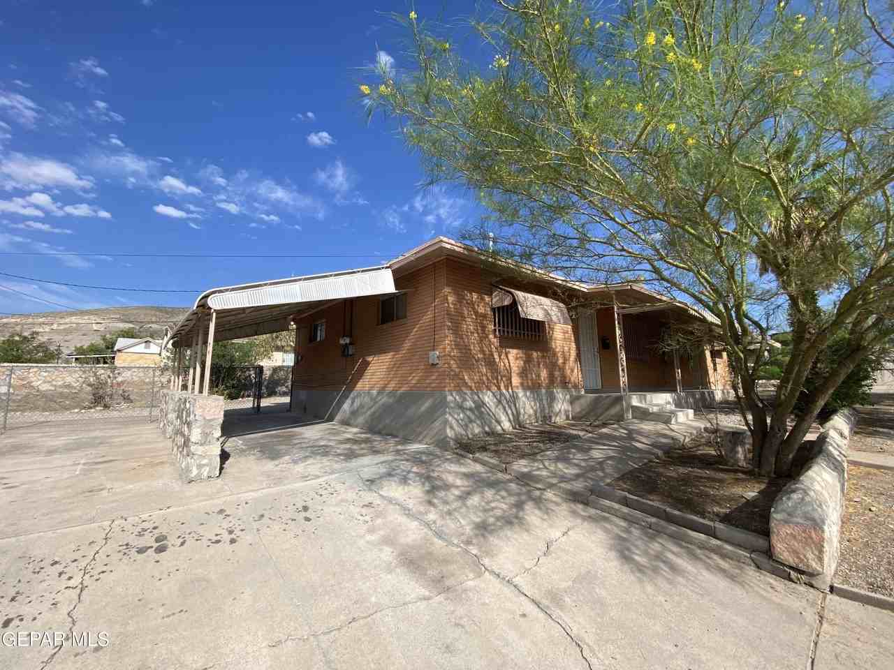 1243 Dakota St #A - Photo 5 of 26