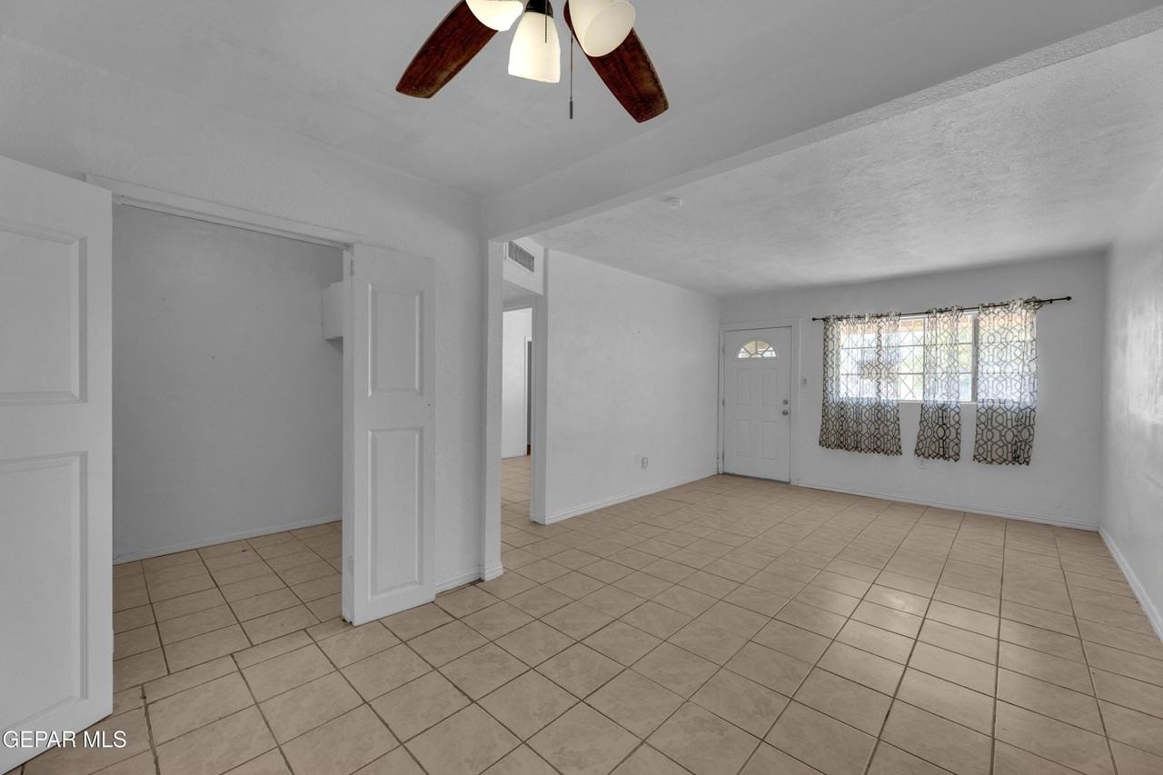 4945 Sierra Madre Dr - Photo 7 of 31