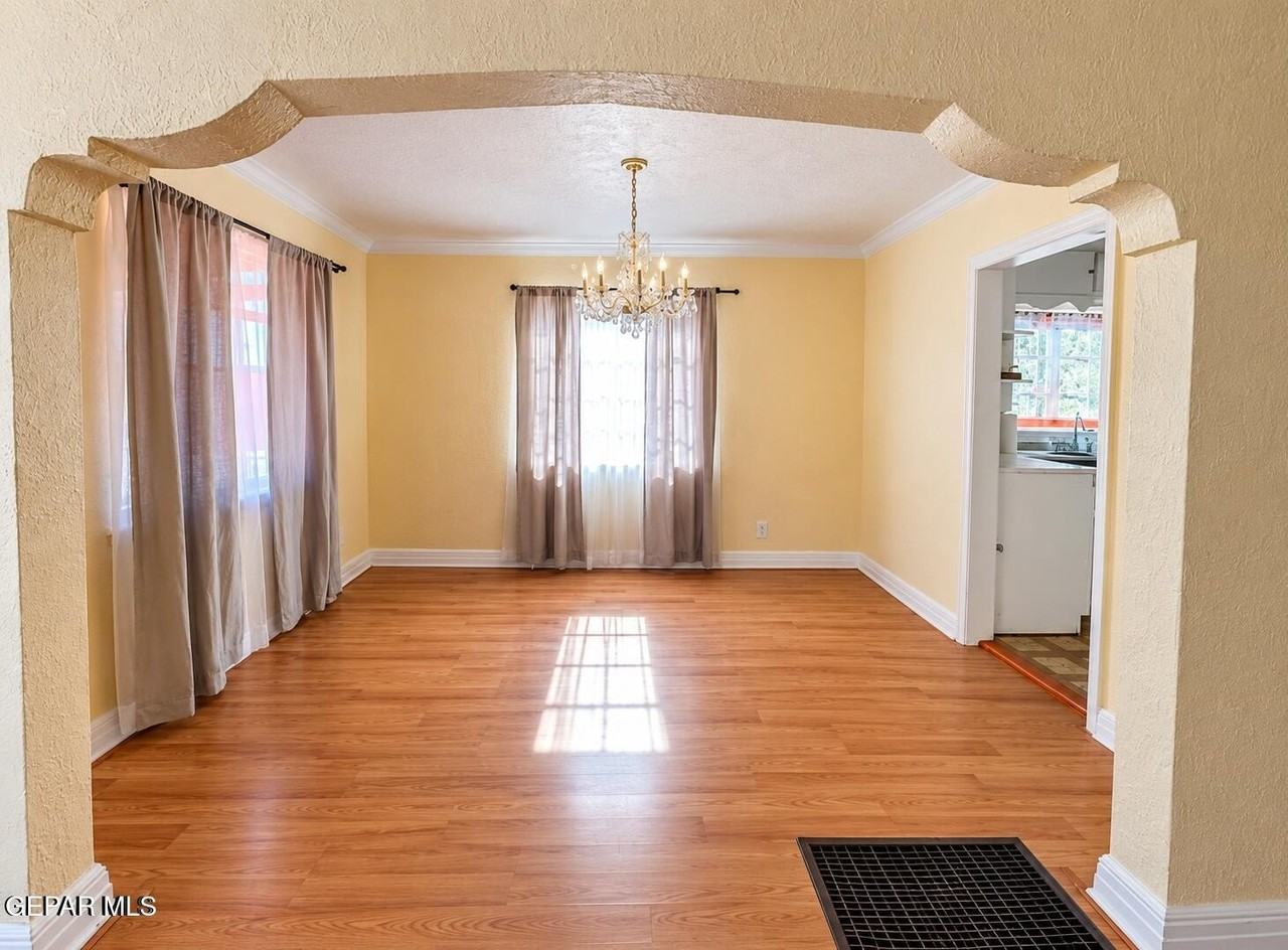 1331 Cincinnati Ave - Photo 4 of 17