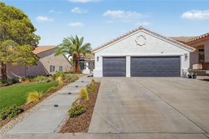 featured image of 679 Scenic Tierra Ln