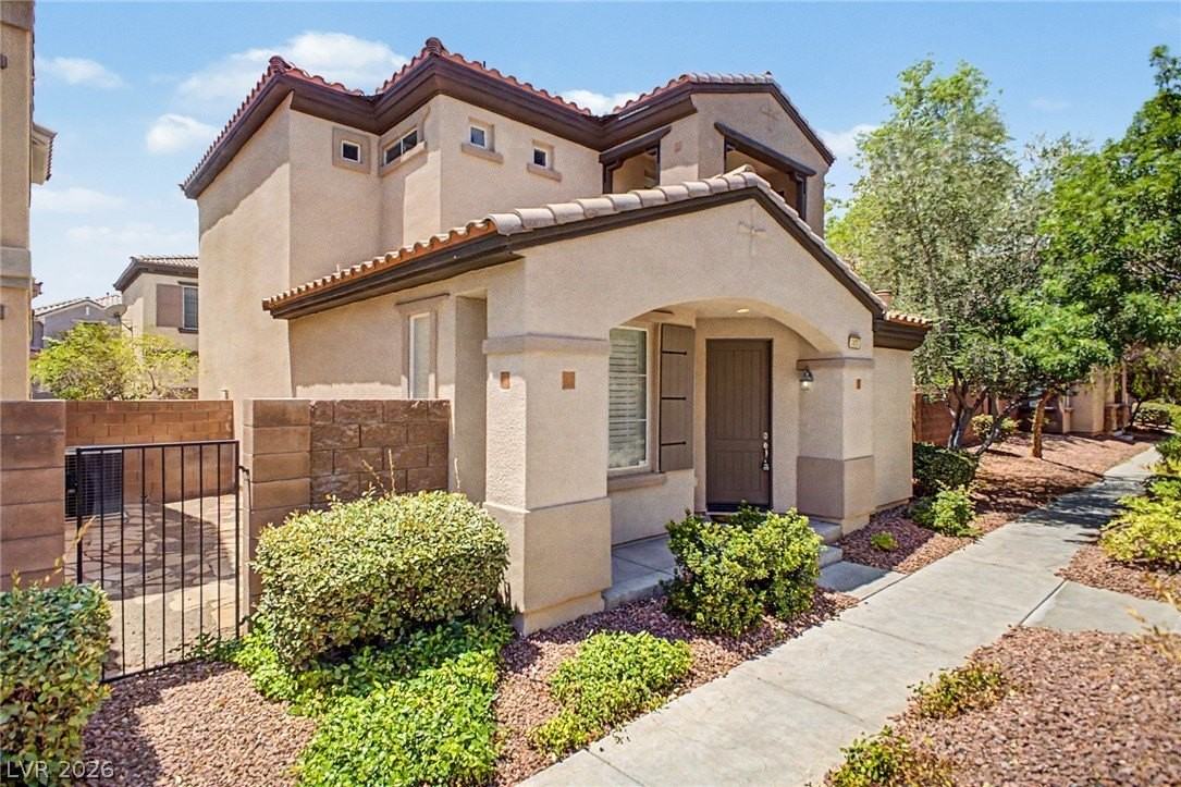 2435 Cordoba Bluff Ct - Photo 2 of 34