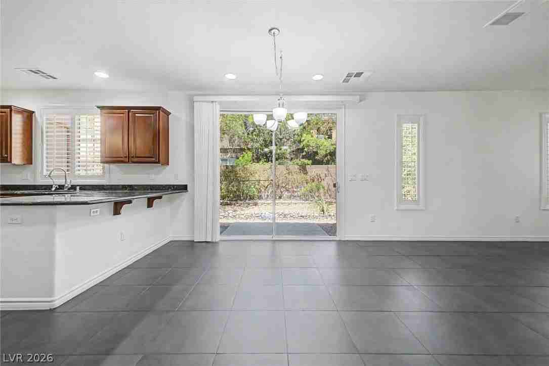 2435 Cordoba Bluff Ct - Photo 6 of 34