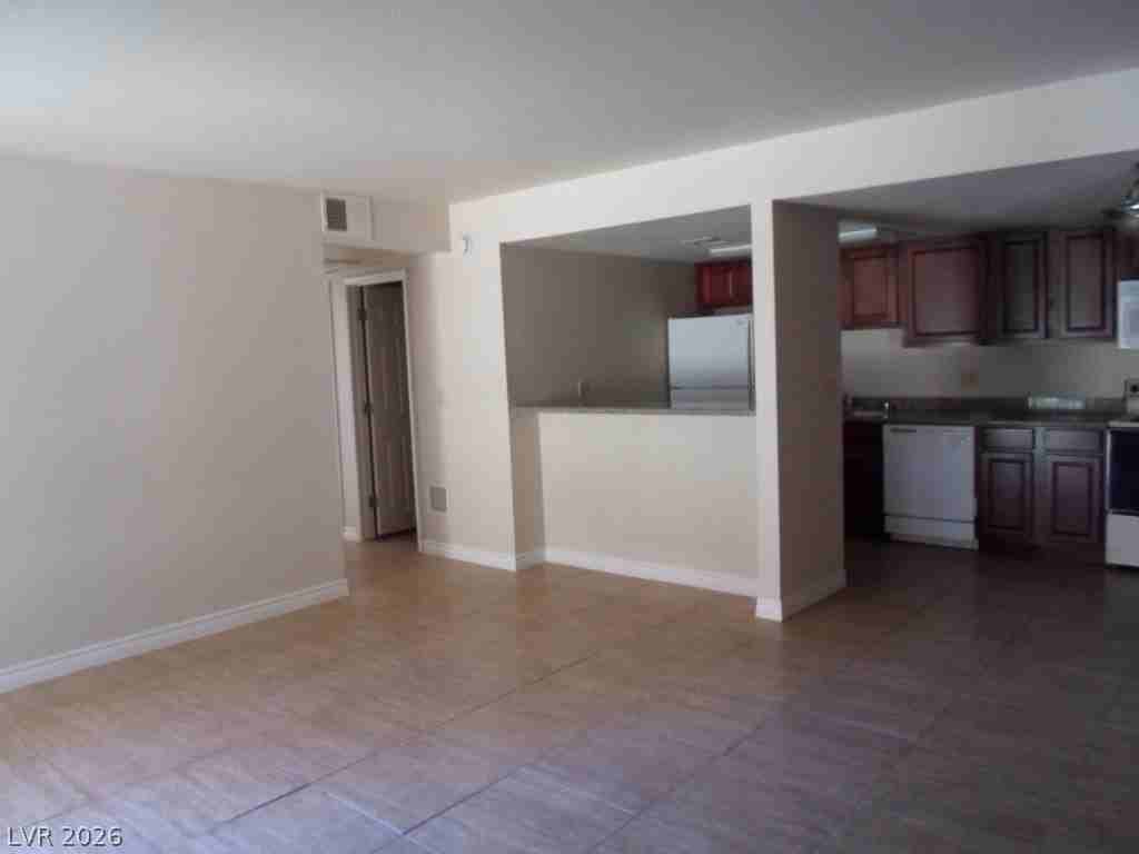 4330 Sandy River Dr #89 - Photo 5 of 10